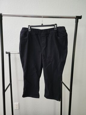 Lane Bryant Black Pull On Twill Pedal Pant